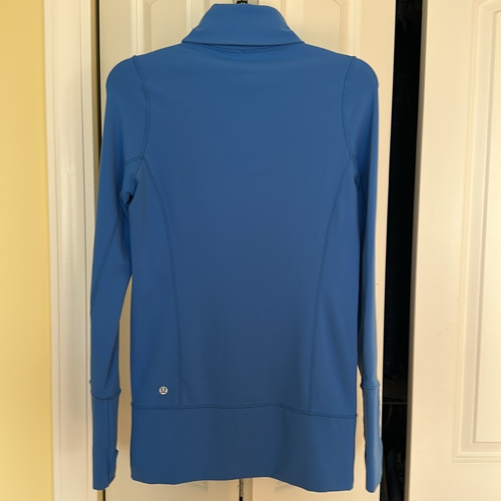 Lululemon Stride Full Zip Jacket in Blue Wee Stripe White Porcelaine Women Sz 4 - Picture 7 of 13